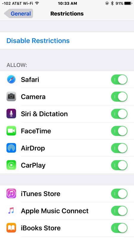 Restrizioni app per accendere la fotocamera per mostrare l'icona della fotocamera mancante in iOS