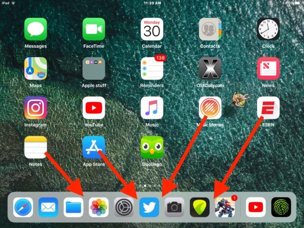 Trascina e rilascia le app nel Dock di iPad per aggiungere altre app al Dock in iOS