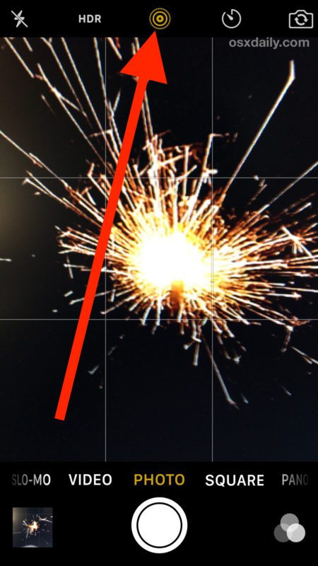 Scatta foto in diretta su una fotocamera per iPhone di oggetti come fuochi d'artificio per catturare l'azione