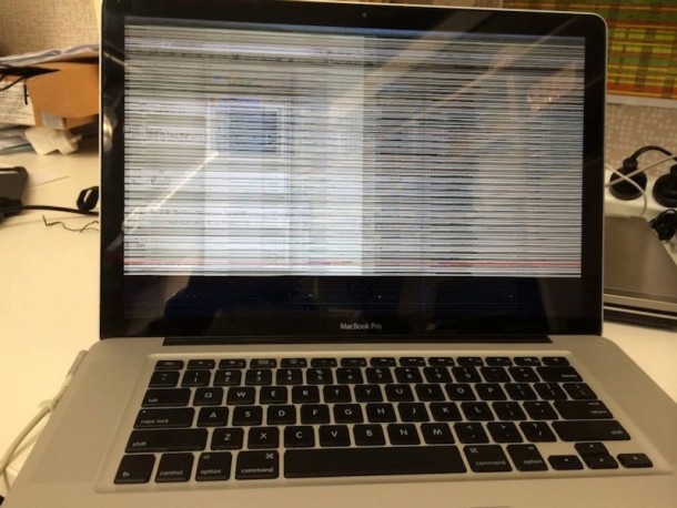 MacBook Pro con immagine di errore della GPU