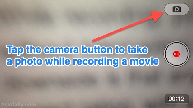 Scatta una foto durante la registrazione di video su iPhone
