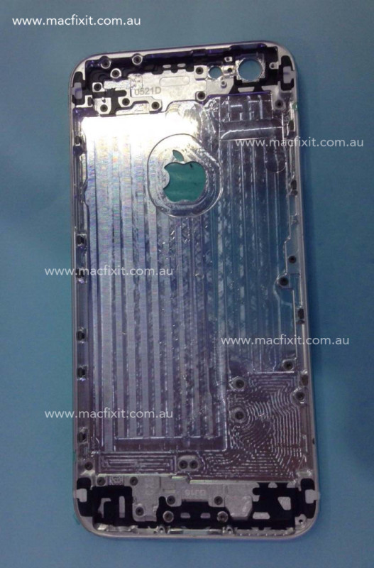 una presunta piastra metallica del modello iPhone 6