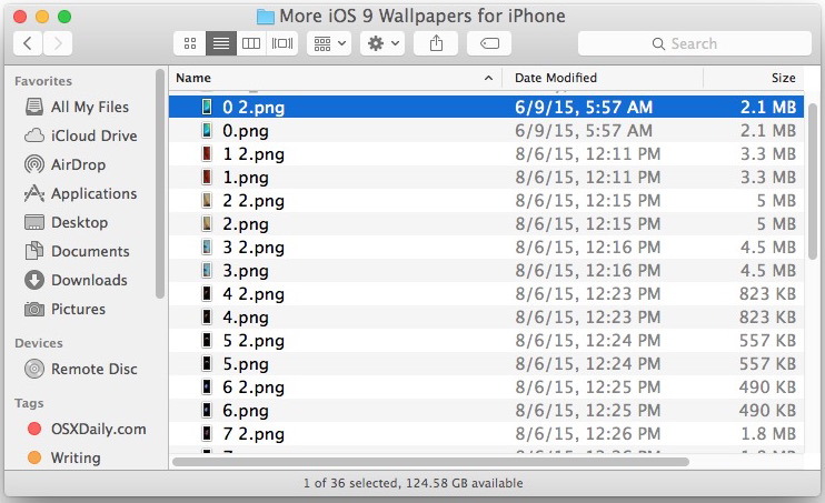 Il risultato di mantenere entrambi i file è una cartella unita in Finder Mac