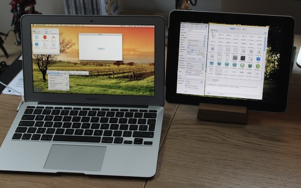 MacBook Air 11 con iPad utilizzando AirDisplay
